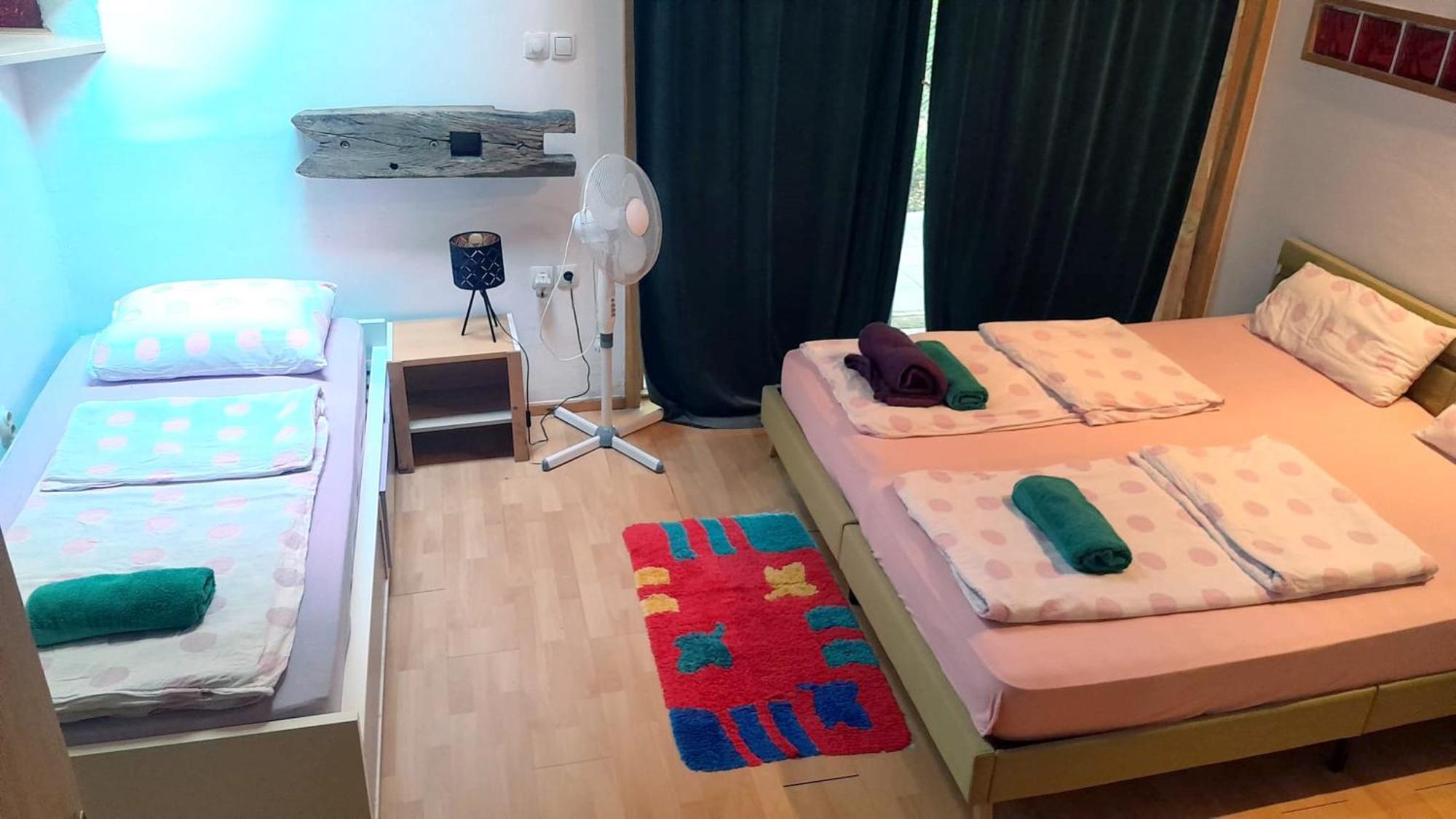 童话木屋 格罗素普捷 外观 照片